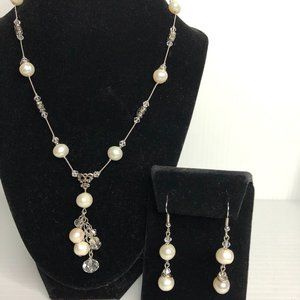 "Y" drop Freshwater pearl necklace